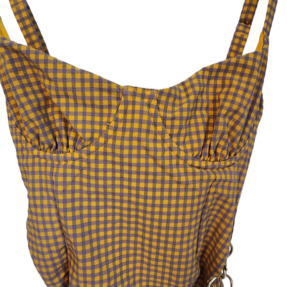 NEW WeWoreWhat Retro Danielle 3.0 One Piece Belted Swimsuit - Picture 4 of 11